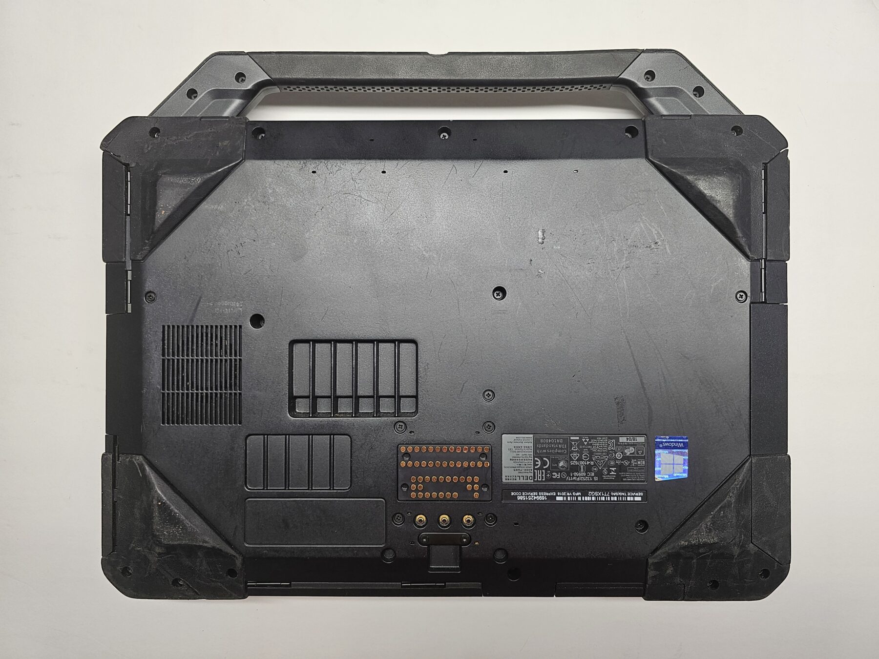 Dell 5414 Bottom