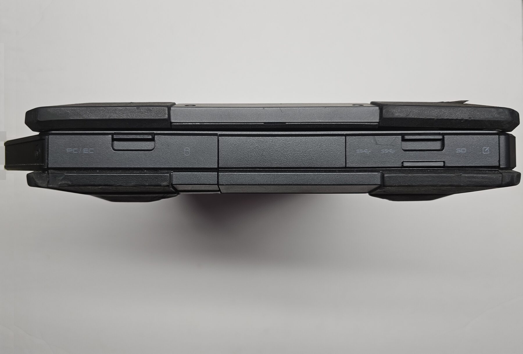 Dell 5414 Right Side